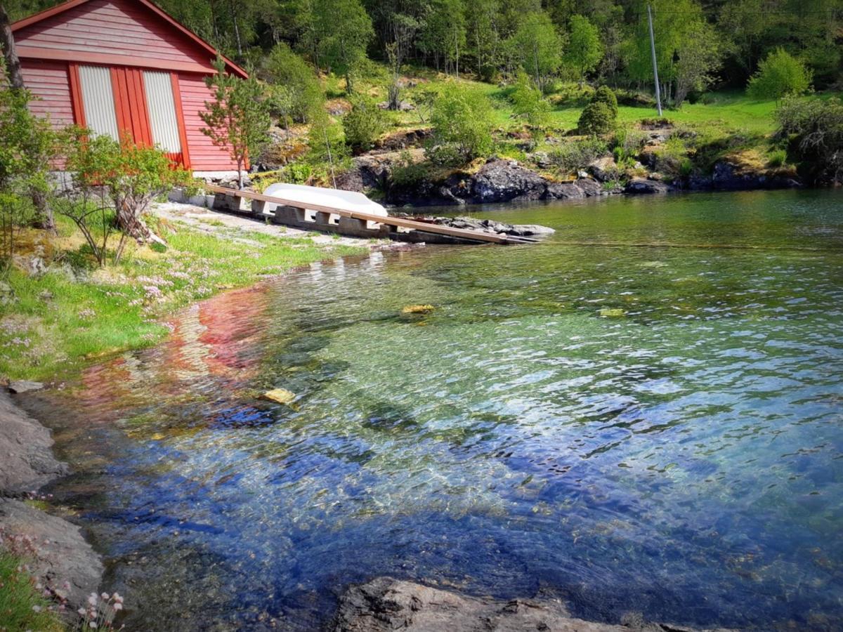 Holtarheim, Holidayhouse, Boat Included Eikefjord Extérieur photo